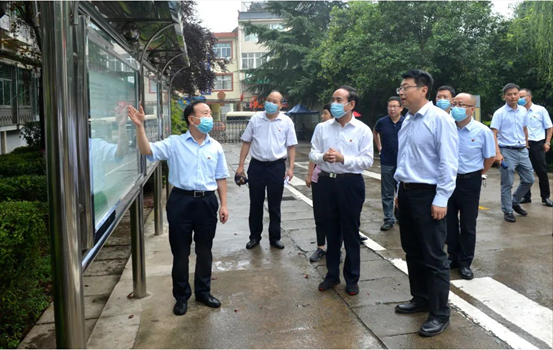 西安市副市长贠笑冬一行深刻NG28临潼社区调查调研