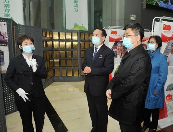 商务部服务业务司司长陈春江一行来NG28调查调研